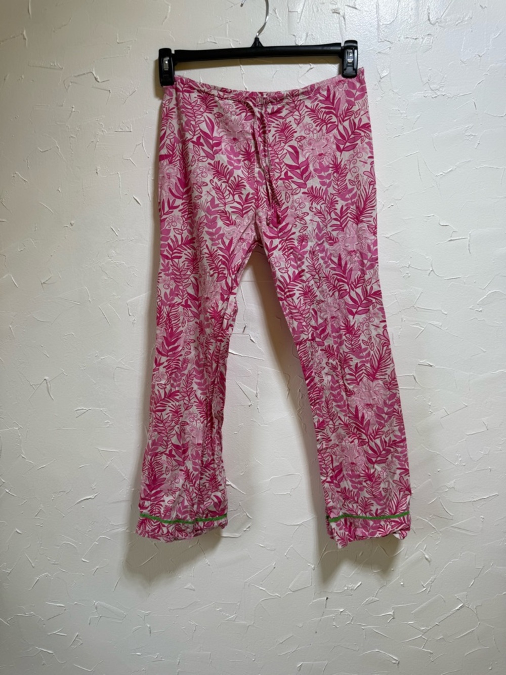 Lilly Pulitzer Pink Floral-Leaf Lounge Pants